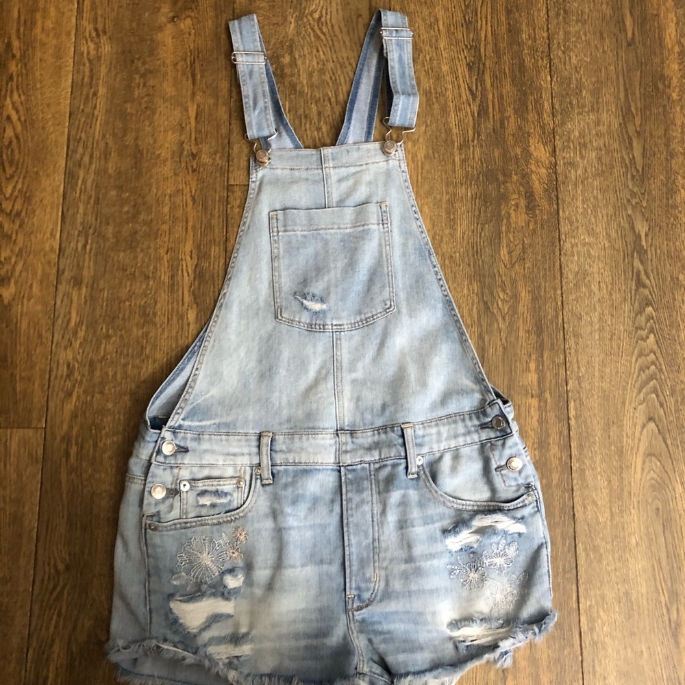 American Eagle Short Overalls